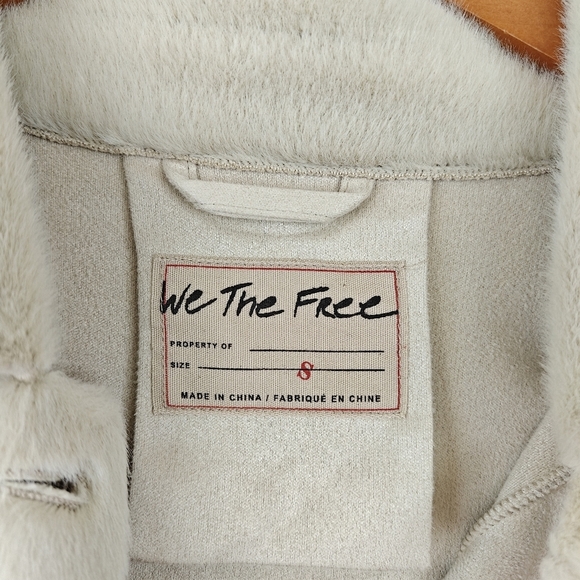 We The Free Cozy Opal Swing Button Up Faux Fur Jacket Size Small Women's - Picture 10 of 16